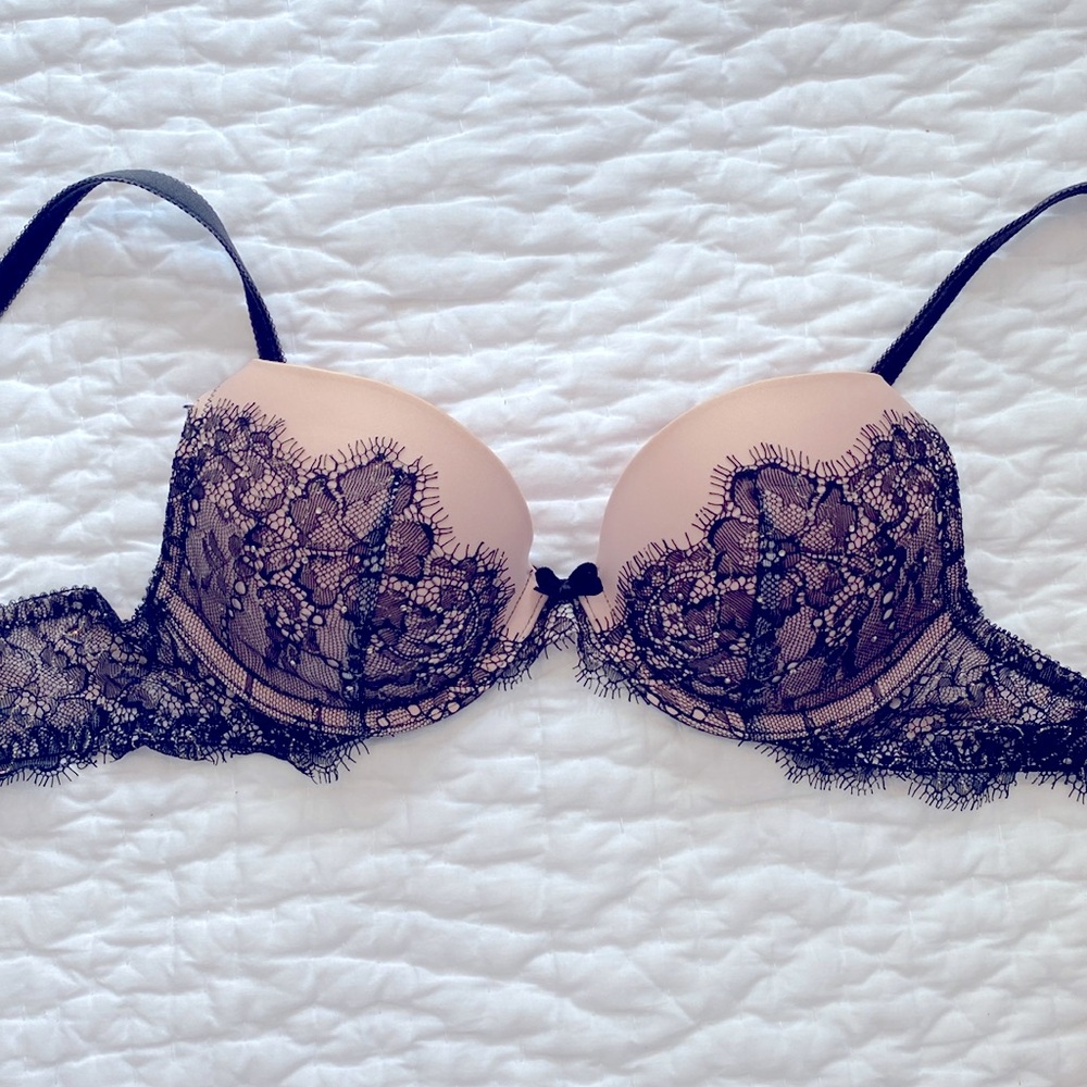 VS Dream Angels sparkly lace push up